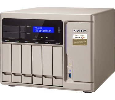 QNAP TS-877 (Ryzen 7-1700, 16GB ram)