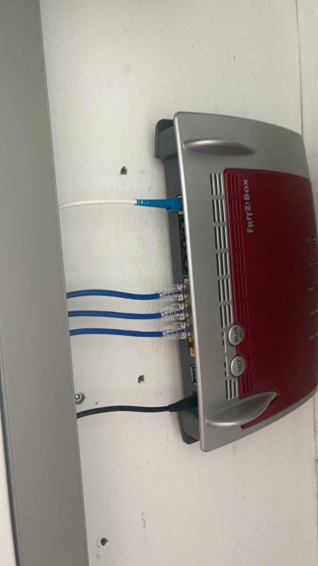 Afbeeldingslocatie: https://tweakers.net/i/DeiVE2deTNUigXg_WEQuzw4QWIg=/x800/filters:strip_icc():strip_exif()/f/image/cFJoJzha1R0dUKWdER1n3TFw.jpg?f=fotoalbum_large