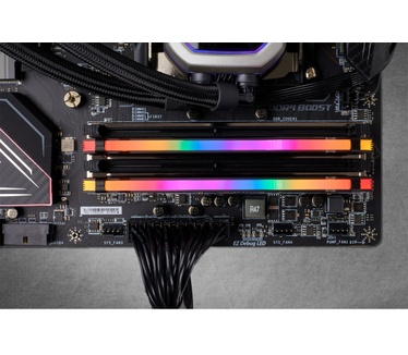 Corsair Vengeance RGB Pro CMW16GX4M2Z3600C18