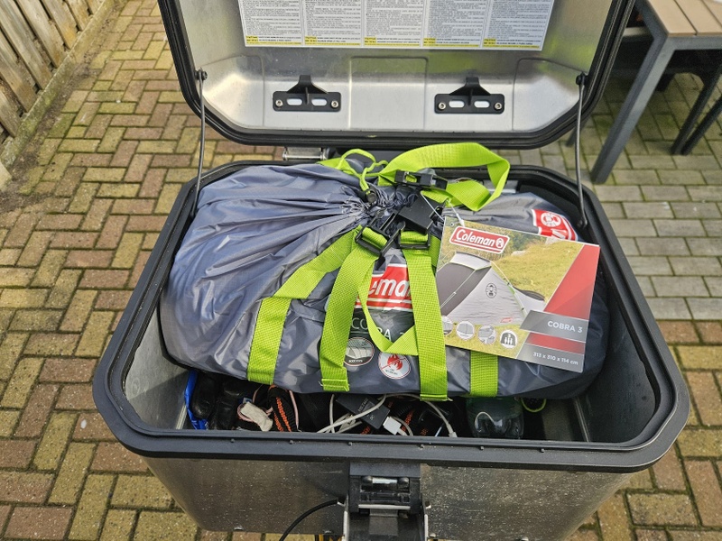 Afbeeldingslocatie: https://tweakers.net/i/Dhuxsy-tRyJL0LzYbaAJxxPcYUk=/800x/filters:strip_icc():strip_exif()/f/image/ZxufNRLpY14fZSc7O2BoqtBn.jpg?f=fotoalbum_large