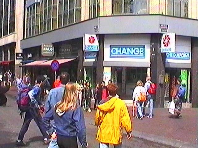 Afbeeldingslocatie: https://tweakers.net/i/Dn6lkr85Ig9syKtjIsxs1AYPHYk=/fit-in/4920x3264/filters:max_bytes(3145728):no_upscale():strip_icc():strip_exif()/f/image/jxJhabpB14UJzcpWrO25avZ7.jpg?f=user_large