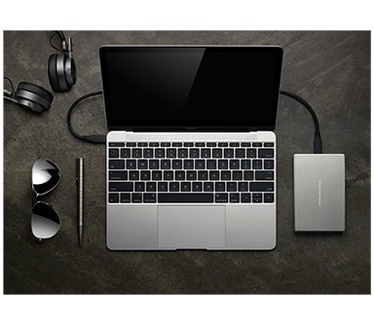 LaCie Porsche Design Mobile Drive 2TB Zilver