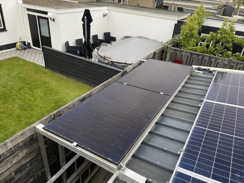 Afbeeldingslocatie: https://tweakers.net/i/DoPiE96NC2XZtagIVonZwpwcQCg=/800x/filters:strip_icc():strip_exif()/f/image/h3M9Q9LwPMVChAS10CF58Aj6.jpg?f=fotoalbum_large