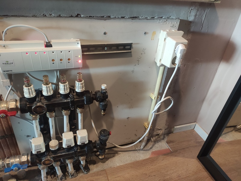 Afbeeldingslocatie: https://tweakers.net/i/DpWLqLSag9-uo5n7m0QgqRjQeeY=/800x/filters:strip_icc():strip_exif()/f/image/TpfRJRUY1KxRJ08llOjSmzUG.jpg?f=fotoalbum_large