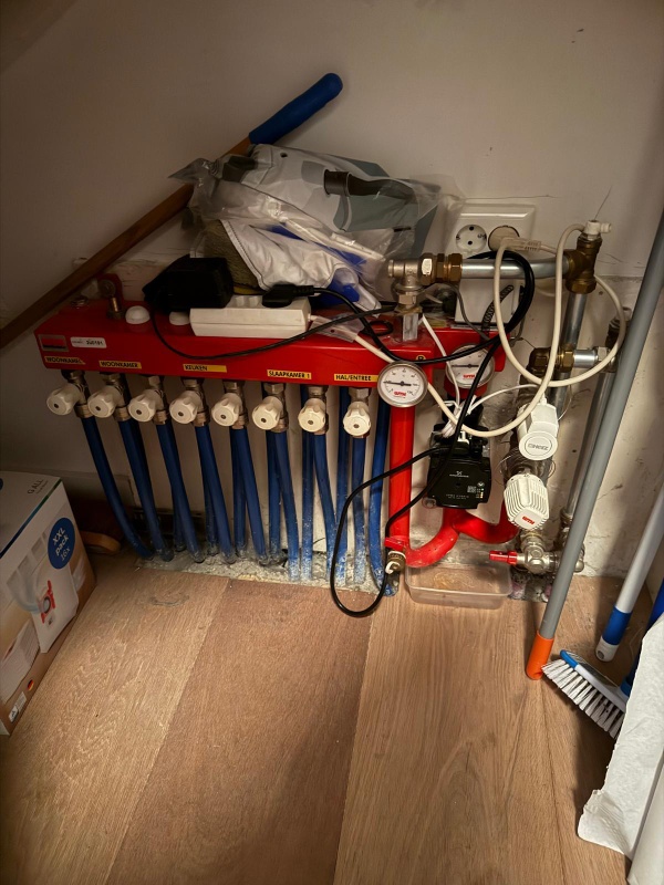 Afbeeldingslocatie: https://tweakers.net/i/DqqEYRVmYGWFNk8w_oojM5u4qE8=/x800/filters:strip_icc():strip_exif()/f/image/YZavjjo8TBGlDiaHnQnS8uHY.jpg?f=fotoalbum_large