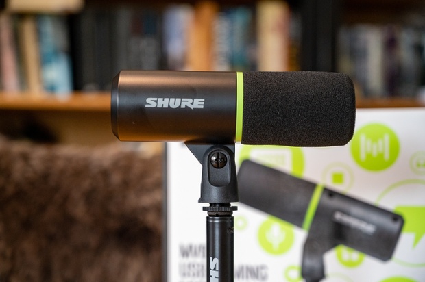 Afbeeldingslocatie: https://tweakers.net/i/DspKq_ycXuWGLXWKRCMWjVOkXQo=/620x/filters:strip_icc():strip_exif()/m/674583/1VeAMSWEzO3AsXubp8uvfcsZ8hSZSWoLGOuKKV0Q98mpvh4XOM.jpeg?f=620xauto