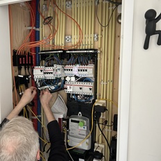 Afbeeldingslocatie: https://tweakers.net/i/Du7C9BlfDAd408FYeCW1WdMiKe0=/232x232/filters:strip_icc():strip_exif()/f/image/Y4Gwmfqu5QQs7vlUG86SfTmx.jpg?f=fotoalbum_tile