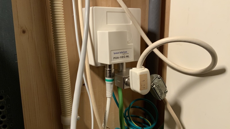 Afbeeldingslocatie: https://tweakers.net/i/DuYnHVwHamKNcfBHq1RRQ5ZFbVw=/800x/filters:strip_icc():strip_exif()/f/image/OU7Cl6xgwnWjUMk6A3ODqDAF.jpg?f=fotoalbum_large