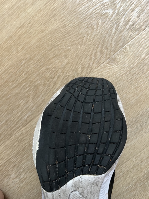 Afbeeldingslocatie: https://tweakers.net/i/DvIuQSdbg4sTw1uIADAQxTKQ114=/x800/filters:strip_icc():strip_exif()/f/image/imQkCe4YaKE7kphpqhtF3vYw.jpg?f=fotoalbum_large