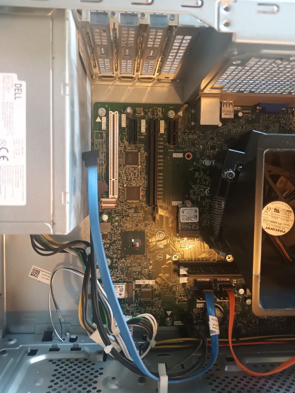 Afbeeldingslocatie: https://tweakers.net/i/DvfpnVXVB8b32Ixrb906rCXEHoA=/x800/filters:strip_icc():strip_exif()/f/image/MopqvmOYy1Asu0njl9KsBGlj.jpg?f=fotoalbum_large
