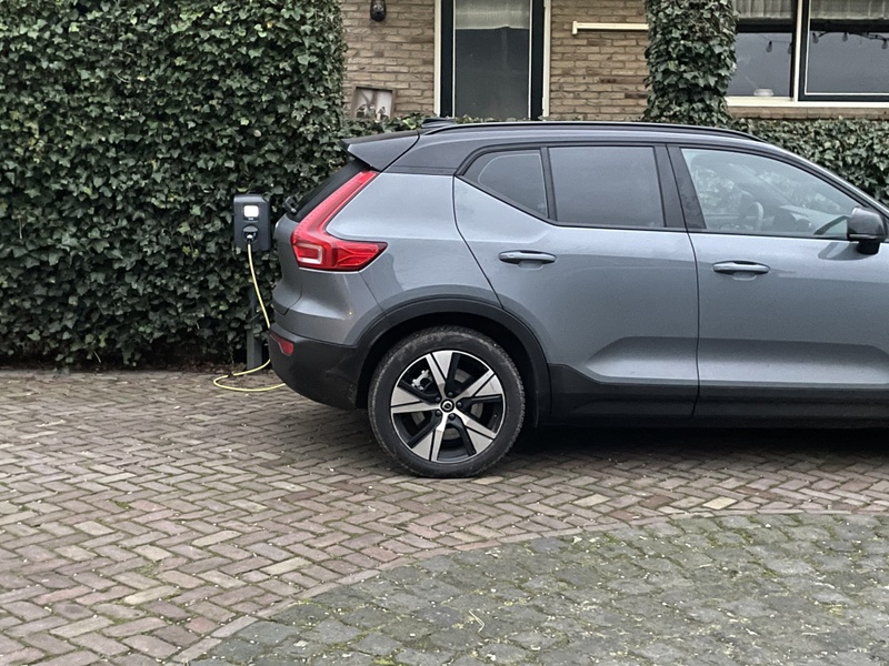 Afbeeldingslocatie: https://tweakers.net/i/DwG4lCl-FyN8fKSHeZE_syHUihA=/800x/filters:strip_icc():strip_exif()/f/image/7IK8KViXD0uUXRlklRcgIMXB.jpg?f=fotoalbum_large