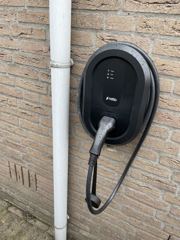 Afbeeldingslocatie: https://tweakers.net/i/DywloTo3tRabIZWiAGjva7Kg5i4=/x800/filters:strip_icc():strip_exif()/f/image/9TBd0pMGwo1ycDWkUyoT2rvV.jpg?f=fotoalbum_large