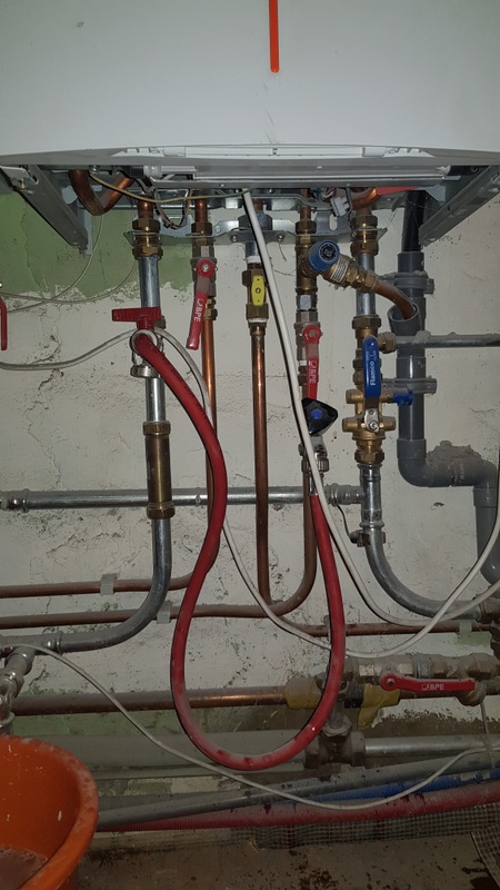 Afbeeldingslocatie: https://tweakers.net/i/E2hN98gzz7lrfQQYo5a9Zhg6tuU=/x800/filters:strip_icc():strip_exif()/f/image/7UWqqQXGy4zhDtIcKxXWR4gX.jpg?f=fotoalbum_large