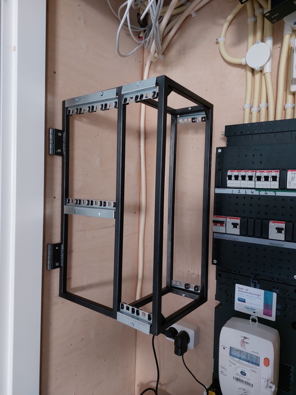 Afbeeldingslocatie: https://tweakers.net/i/E3I9x4YvSqyGOmSfpCwB6pOaWIc=/x800/filters:strip_icc():strip_exif()/f/image/KK59xNm6EHMJnxP0C4ls9GOt.jpg?f=fotoalbum_large