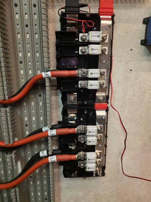 Afbeeldingslocatie: https://tweakers.net/i/E4HoT-jScq4gRV0hFaZRpthhKaY=/x800/filters:strip_icc():strip_exif()/f/image/Bf8Xu8ce5bHZH5fagQUVr1CH.jpg?f=fotoalbum_large