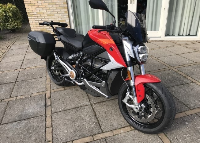 Afbeeldingslocatie: https://tweakers.net/i/E8z_eLyioXTlwF2yDWSjbQqmrCo=/fit-in/4920x3264/filters:max_bytes(3145728):no_upscale():strip_icc():strip_exif()/f/image/AeFccbAZ5sTBi4Yj5nt4YQrm.jpg?f=user_large