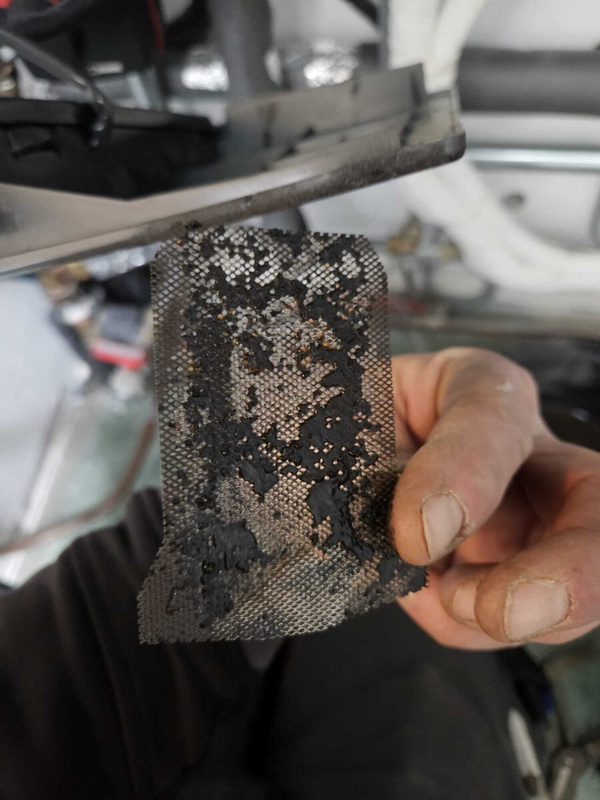 Afbeeldingslocatie: https://tweakers.net/i/EAs5WgTFZqRl-iBZAeNy7dW9tL0=/x800/filters:strip_icc():strip_exif()/f/image/j2L2natHVF0nEpoHsOu6XboX.jpg?f=fotoalbum_large