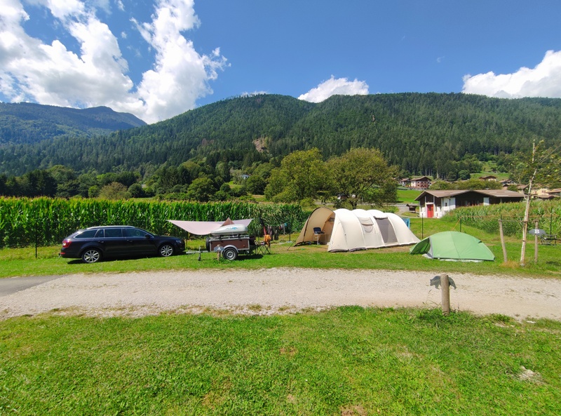 Afbeeldingslocatie: https://tweakers.net/i/EEfEr8DKo_KvjaZNFs2y5ZNzhfw=/800x/filters:strip_icc():strip_exif()/f/image/7NaZU17yZqKGCDrQEXhzqWze.jpg?f=fotoalbum_large