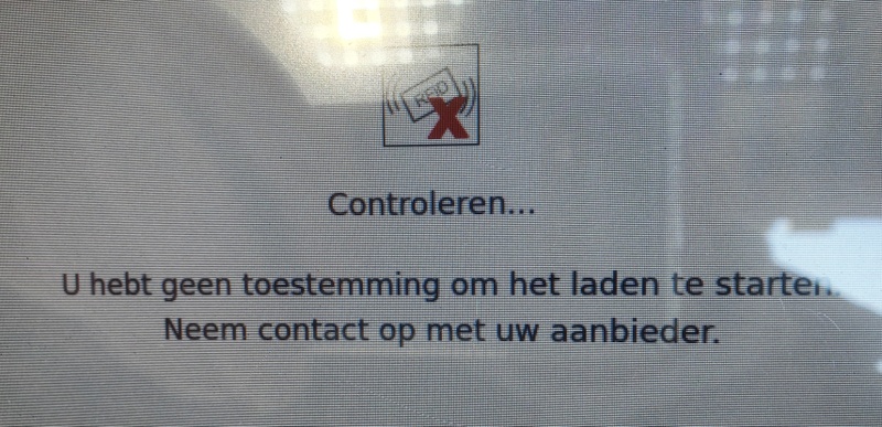 Afbeeldingslocatie: https://tweakers.net/i/EI8npF2MxtLI3TkfvlLF3zFWqnw=/800x/filters:strip_icc():strip_exif()/f/image/fRKZ6aTuQb1ieSsQpRgdsQ74.jpg?f=fotoalbum_large