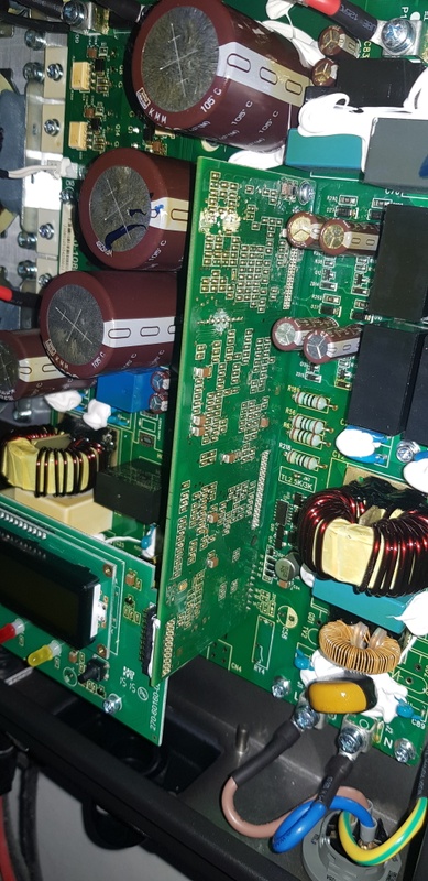 Afbeeldingslocatie: https://tweakers.net/i/EJiCMOAQ406GJfmyESN2VRAShcQ=/x800/filters:strip_icc():strip_exif()/f/image/szdiN8iC0JYLdkqv7jXV4BCc.jpg?f=fotoalbum_large