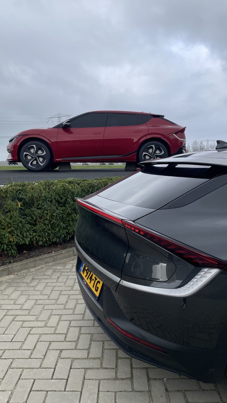 Afbeeldingslocatie: https://tweakers.net/i/EKx3QEH78_65zD8nzQH5jyQMuzo=/x800/filters:strip_icc():strip_exif()/f/image/hpT3G4z45TbmwDKK3e2syqCT.jpg?f=fotoalbum_large