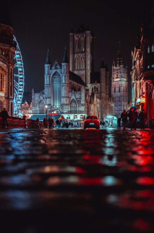 Afbeeldingslocatie: https://tweakers.net/i/ENS_y8RqTzm76Aq_Rb2FavyS3OI=/x800/filters:strip_icc():strip_exif()/f/image/JW7HgovxJfaj6BugHJOfH06D.jpg?f=fotoalbum_large