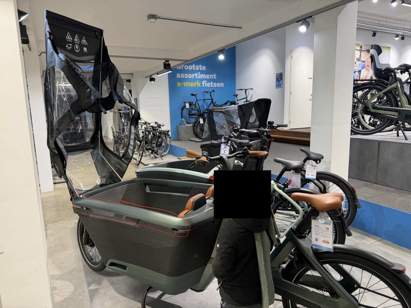 Afbeeldingslocatie: https://tweakers.net/i/ENskueBk9tqgPPz6b2-whTwnFWU=/800x/filters:strip_icc():strip_exif()/f/image/8aVkHWMv1fkCK02OCSTwQ3NP.jpg?f=fotoalbum_large