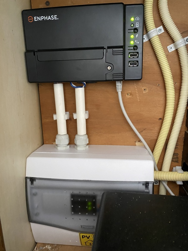 Afbeeldingslocatie: https://tweakers.net/i/ERfnTDEhQG52Fyu1V47IRrVIaEA=/x800/filters:strip_icc():strip_exif()/f/image/3GbdwYNiaDqxzd3Sz9ebkW8K.jpg?f=fotoalbum_large