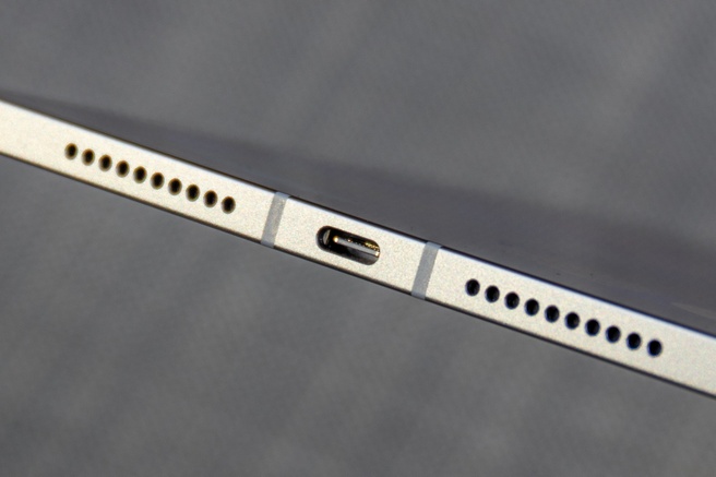Apple iPad mini (2021) - USB-C poort