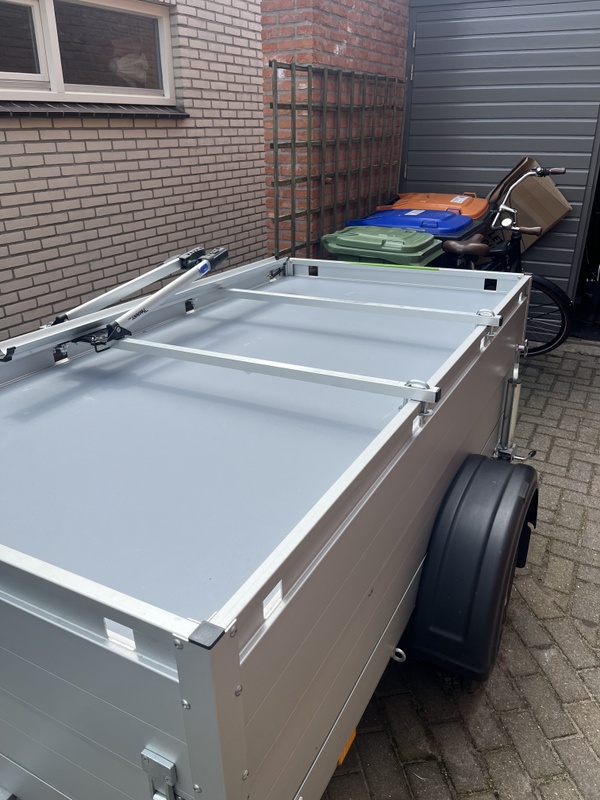Afbeeldingslocatie: https://tweakers.net/i/EVEMQUL20Pe1_Iw9h7_yz9Bqybo=/x800/filters:strip_icc():strip_exif()/f/image/6b5neZ5urO8sjhgqzEW7aMPp.jpg?f=fotoalbum_large