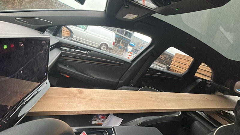 Afbeeldingslocatie: https://tweakers.net/i/EZjLKe-6GFdxgDYhbxQ6__cwPyk=/800x/filters:strip_icc():strip_exif()/f/image/4oeHlf3zZ32Dz0YCUbfztNqZ.jpg?f=fotoalbum_large