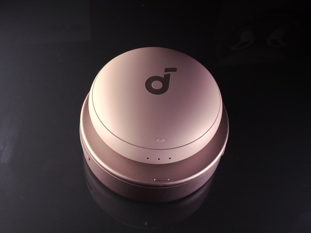 Afbeeldingslocatie: https://tweakers.net/i/Ea7YCrWa439gYst-0kwtmHPs6lA=/620x/filters:strip_icc():strip_exif()/m/535868/1VcHob5fYirtNIvXR4zyovbP2Mf2Co7PKefEpuWsavb9PepYir.jpeg?f=620xauto