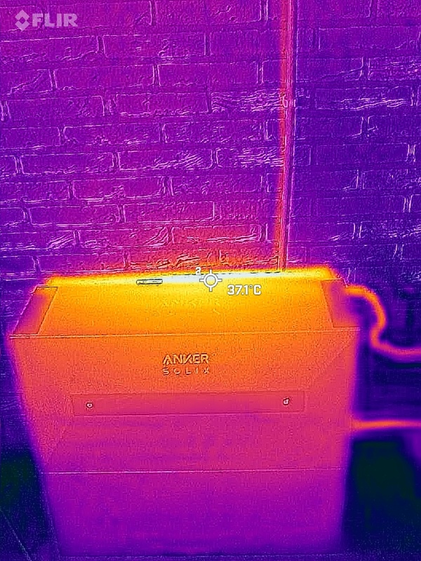 Afbeeldingslocatie: https://tweakers.net/i/EklHReX0tFt1DXEfAQOMkWvenbM=/x800/filters:strip_icc():strip_exif()/f/image/FR8wZXs631FKFQoUcFYBxOcE.jpg?f=fotoalbum_large