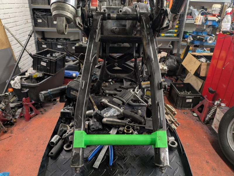 Afbeeldingslocatie: https://tweakers.net/i/EmvhkT4j41Qu2kqTnRs20PKed8k=/800x/filters:strip_icc():strip_exif()/f/image/HzOZBI29ori6BpzjhbLoejRr.jpg?f=fotoalbum_large