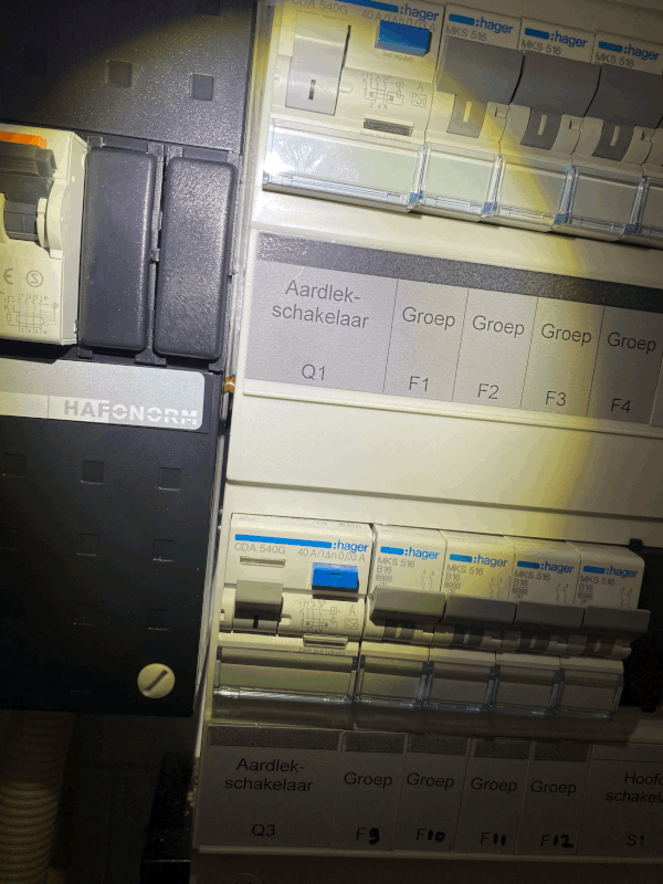 Afbeeldingslocatie: https://tweakers.net/i/EnfDqLoHVjJa4jBW9drsX0w_PQY=/x800/filters:gifsicle():strip_exif()/f/image/ofoO6lbWOuaPeaDGopq4xgup.gif?f=fotoalbum_large