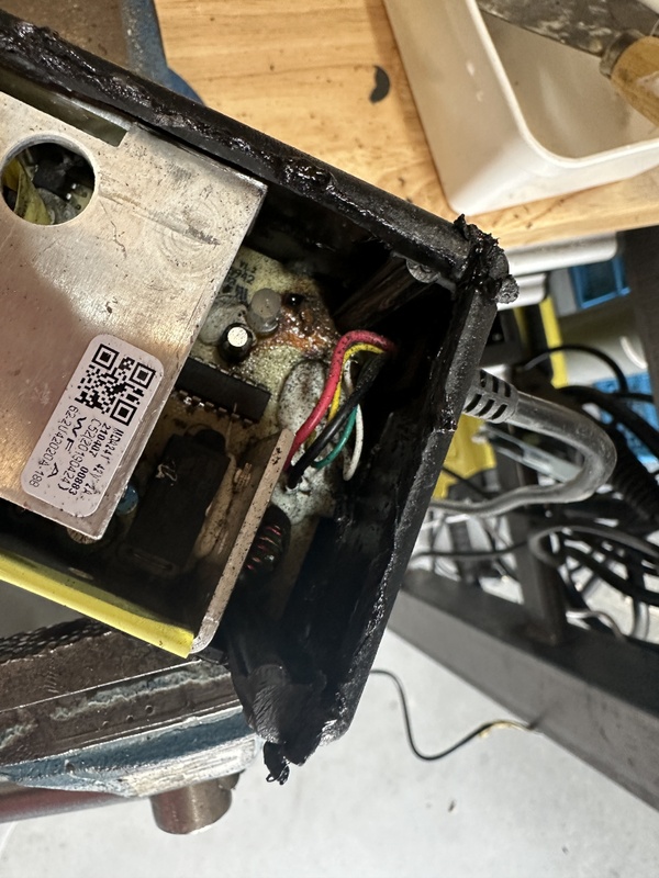 Afbeeldingslocatie: https://tweakers.net/i/Eo2FESRW-pgzXfdsriDyR6wdqro=/x800/filters:strip_icc():strip_exif()/f/image/Dzkujc1ysuaB6YiUQYvvTmaN.jpg?f=fotoalbum_large