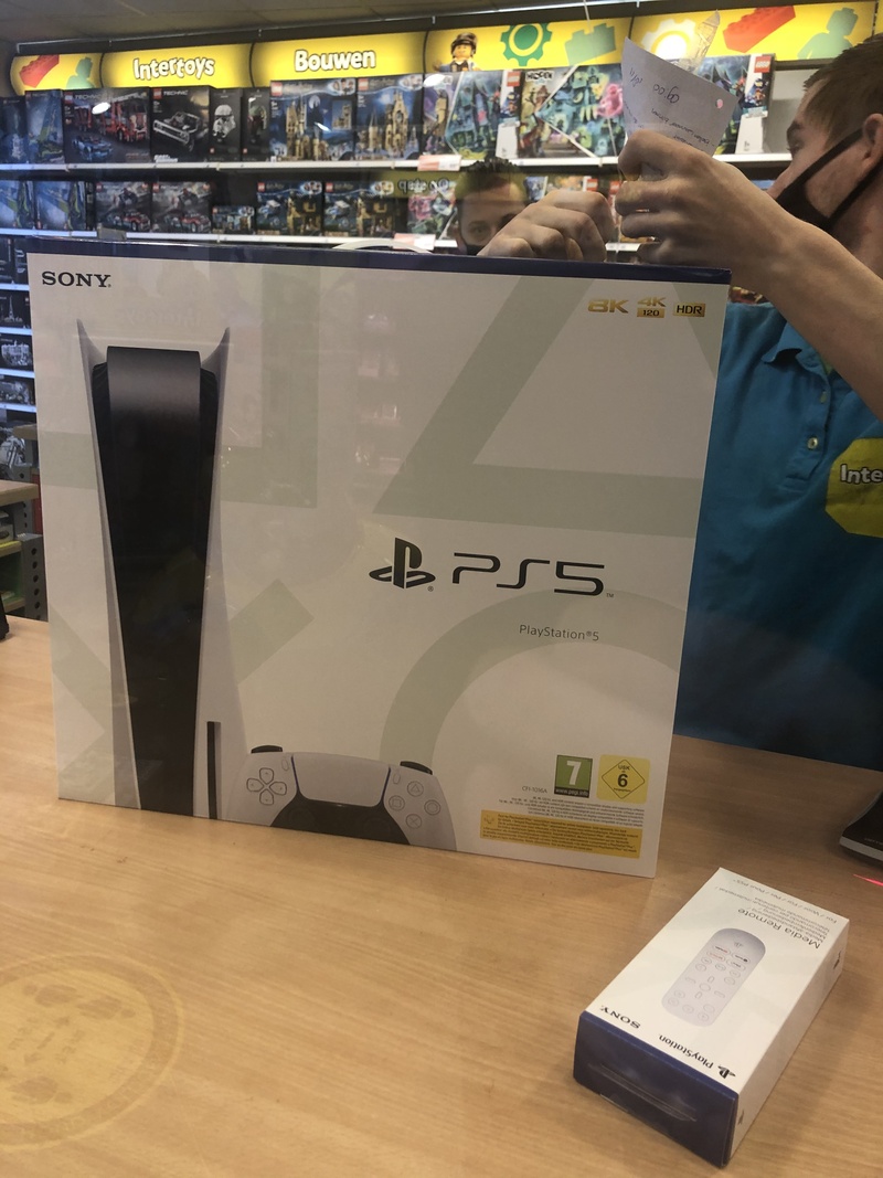 Afbeeldingslocatie: https://tweakers.net/i/EpOEhN9IFhTfGQCwtQ5CZqj17ak=/800x/filters:strip_icc():strip_exif()/f/image/cBTJlwnomgFtw1uC27Xc56Td.jpg?f=fotoalbum_large