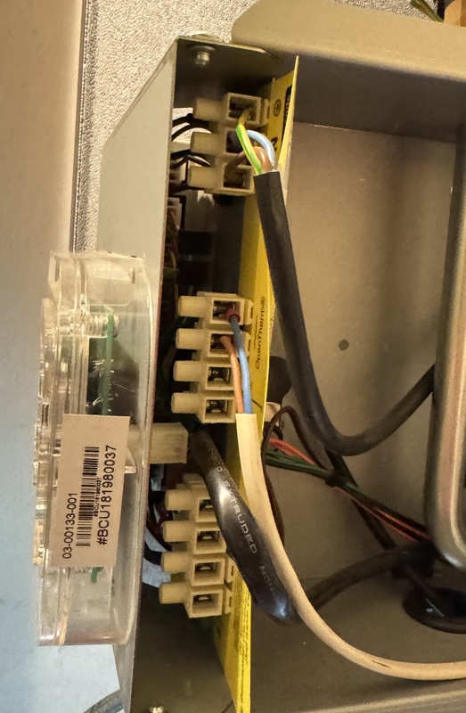 Afbeeldingslocatie: https://tweakers.net/i/EqaBt6-0zga-R10Hm34zmK2TgR0=/x800/filters:strip_icc():strip_exif()/f/image/63ipk2sCqDuAFmm3EpptczEd.jpg?f=fotoalbum_large