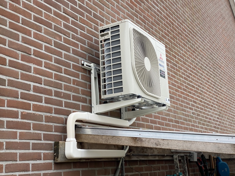 Afbeeldingslocatie: https://tweakers.net/i/ErBF9HiukcM4RWb9RG9fbgwiUWc=/800x/filters:strip_icc():strip_exif()/f/image/gfspfbbhXQYUzwvCEDC4KfVL.jpg?f=fotoalbum_large