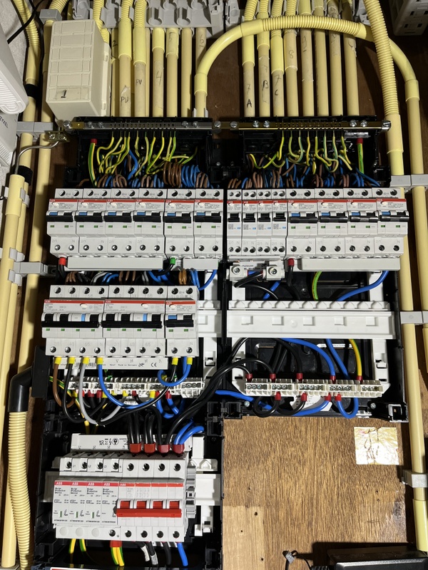 Afbeeldingslocatie: https://tweakers.net/i/EwlGXYTXsbHf_Xw54Vey-Yn4RmI=/x800/filters:strip_icc():strip_exif()/f/image/VhmQwslbtviuX4xRFR3KwhU3.jpg?f=fotoalbum_large