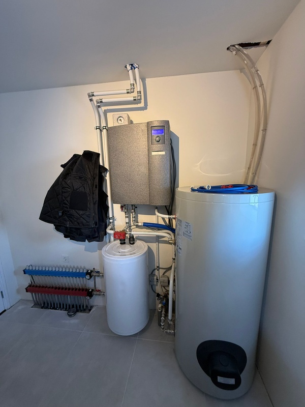 Afbeeldingslocatie: https://tweakers.net/i/ExH4XtYL5io6ljAeg72-zxiMSZE=/x800/filters:strip_icc():strip_exif()/f/image/GLzNilZhtJav2BnLrzRgyyEK.jpg?f=fotoalbum_large