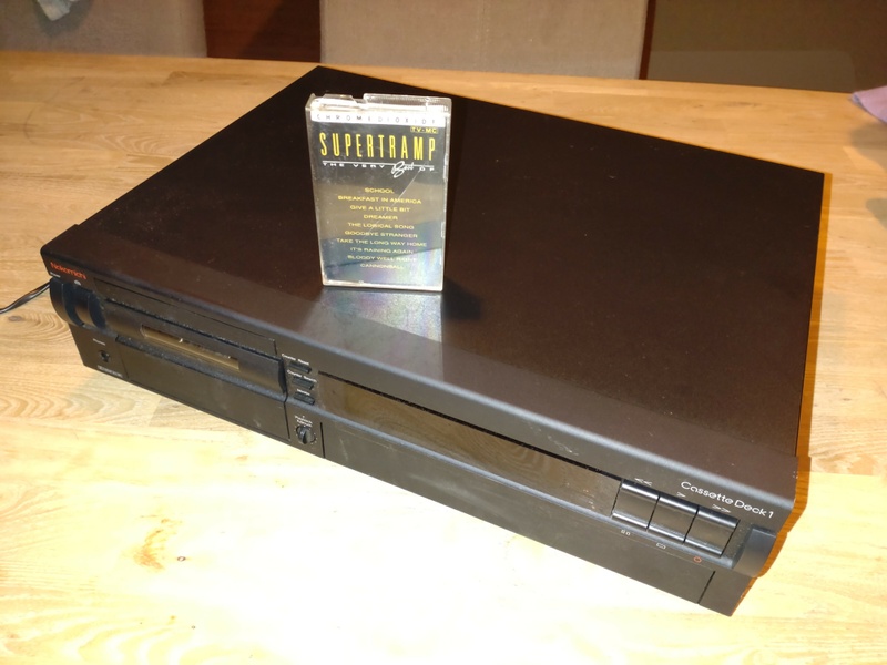 Afbeeldingslocatie: https://tweakers.net/i/Ey1ulkVlZoYUF5aXR3y5aQSrV3A=/800x/filters:strip_icc():strip_exif()/f/image/74upVEpHHmzAO5I3ddr0h4sP.jpg?f=fotoalbum_large