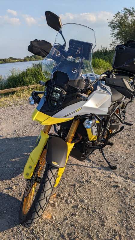 Afbeeldingslocatie: https://tweakers.net/i/Ey90XL_RBPQXXy_CWpQ7ig-iV0c=/x800/filters:strip_icc():strip_exif()/f/image/Hn3nRPGDGiNAhVwgXNfbgeJj.jpg?f=fotoalbum_large