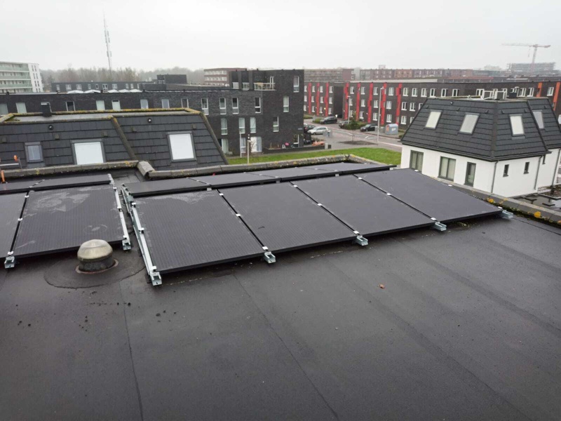 Afbeeldingslocatie: https://tweakers.net/i/Ey9ZnCQBmV4ko7_A27-u5b1IyS0=/800x/filters:strip_icc():strip_exif()/f/image/PVeISe7vPZT9bd64qyQjSNBg.jpg?f=fotoalbum_large