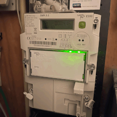 Afbeeldingslocatie: https://tweakers.net/i/Eyev567B0kVFjwbLXIWX1BNuq90=/232x232/filters:gifsicle():strip_exif()/f/image/4PUdQEIvUsz8nC3Tw1vXyrV0.gif?f=fotoalbum_tile