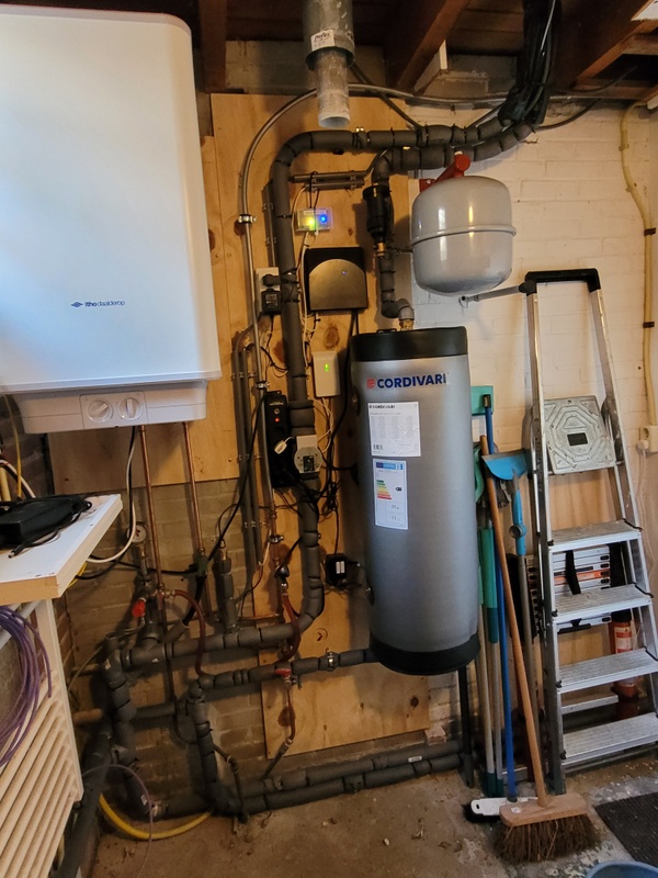 Afbeeldingslocatie: https://tweakers.net/i/F-ZMNPnFoFT70Qg4YnirrOD-Eog=/x800/filters:strip_icc():strip_exif()/f/image/QPdEyEa2L6fIVVXPvuezNi5G.jpg?f=fotoalbum_large