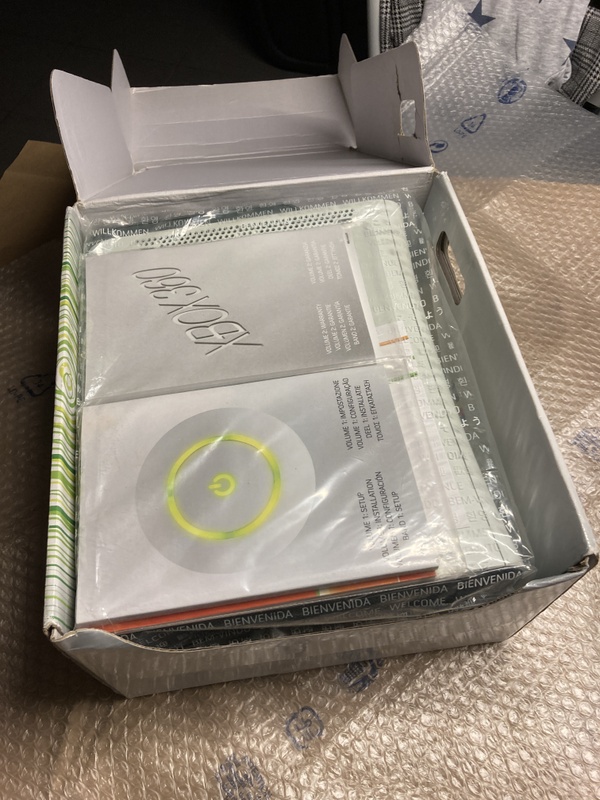 Afbeeldingslocatie: https://tweakers.net/i/FAa02Dfz8u6rtz6GLOcyQYduRVg=/x800/filters:strip_icc():strip_exif()/f/image/DqxOeDJ3W5aW7Kn3oGsQoFuO.jpg?f=fotoalbum_large