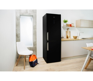 Indesit LI8 S2E K