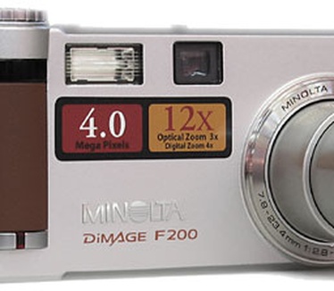 Minolta Dimage F200