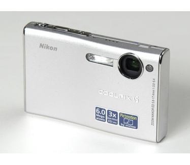 Nikon Coolpix S5